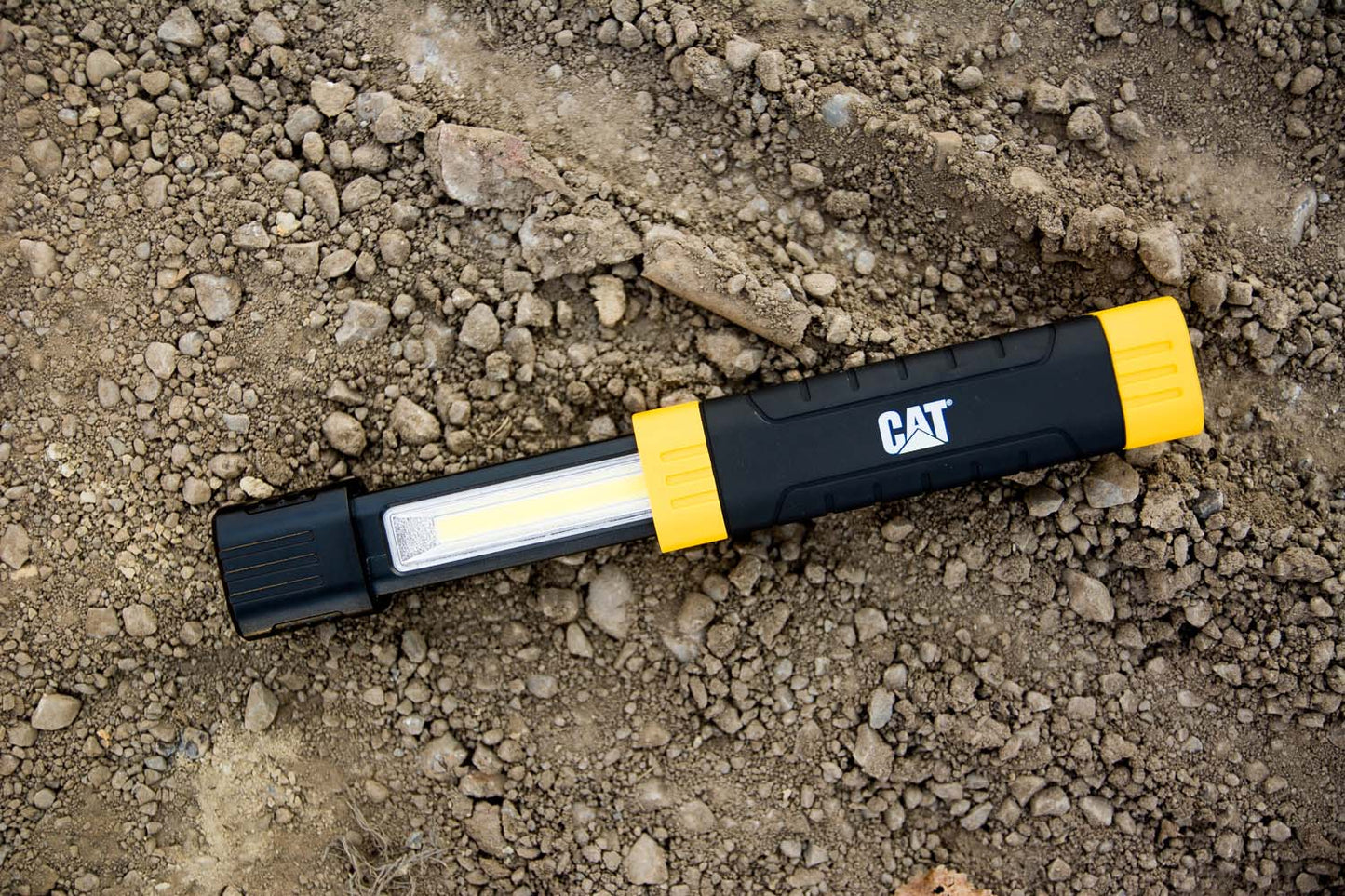 LINTERNA CATERPILLAR CT3115