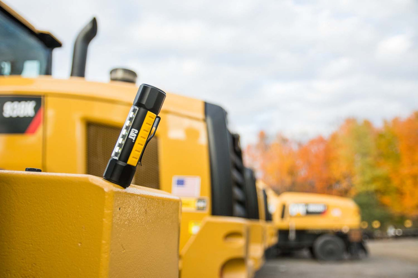 LINTERNA CATERPILLAR CT3410
