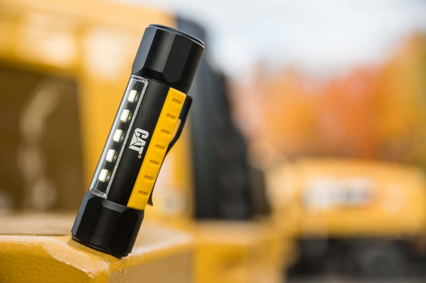 LINTERNA CATERPILLAR CT3410
