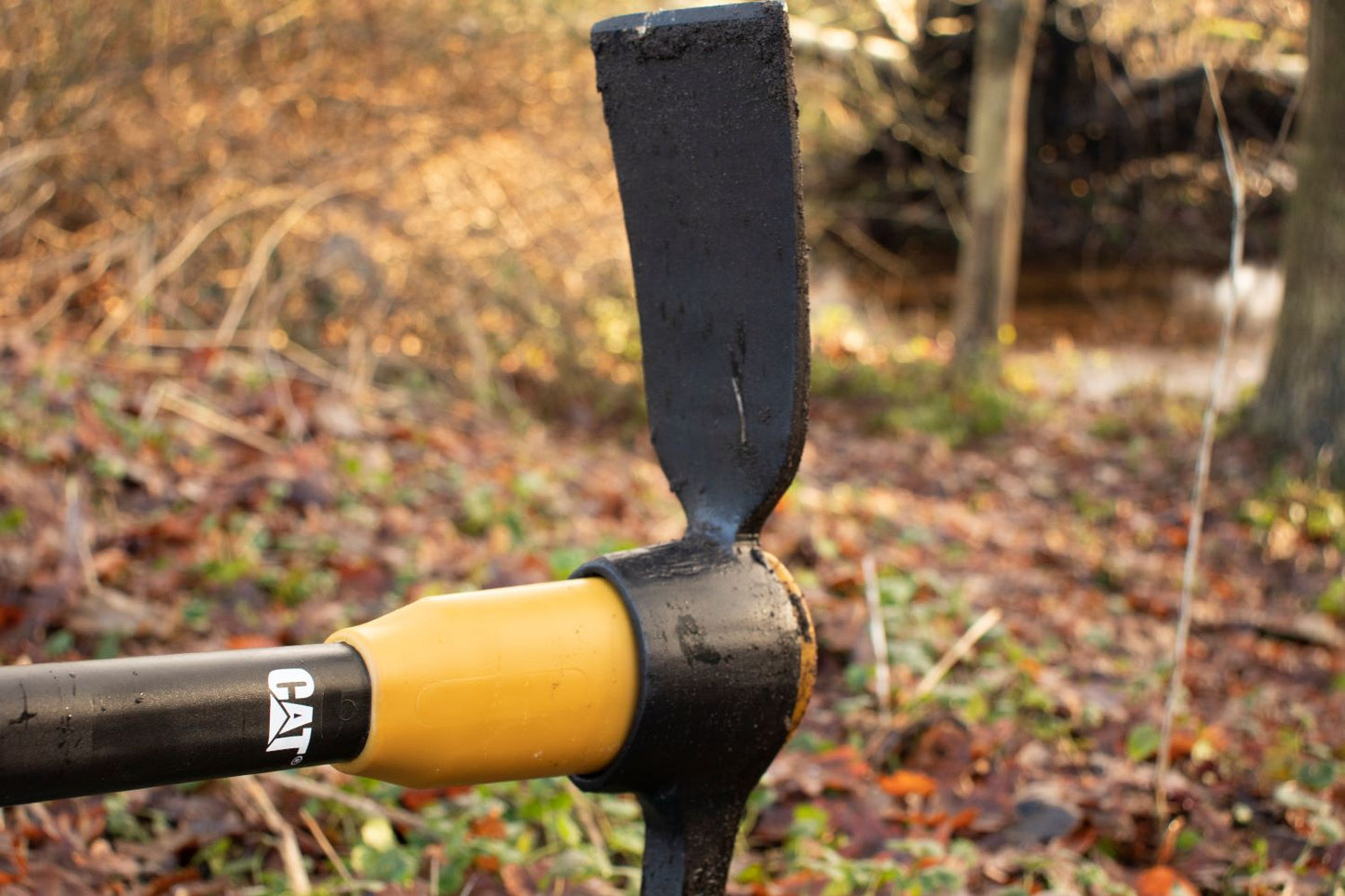 HAZADON CON PICO CATERPILLAR